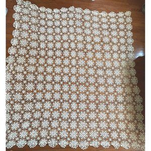 Antique Tablecloth ~ Hand Knotted Chrysanthemum Bobbin Filet Lace Crochet ~ Ecru